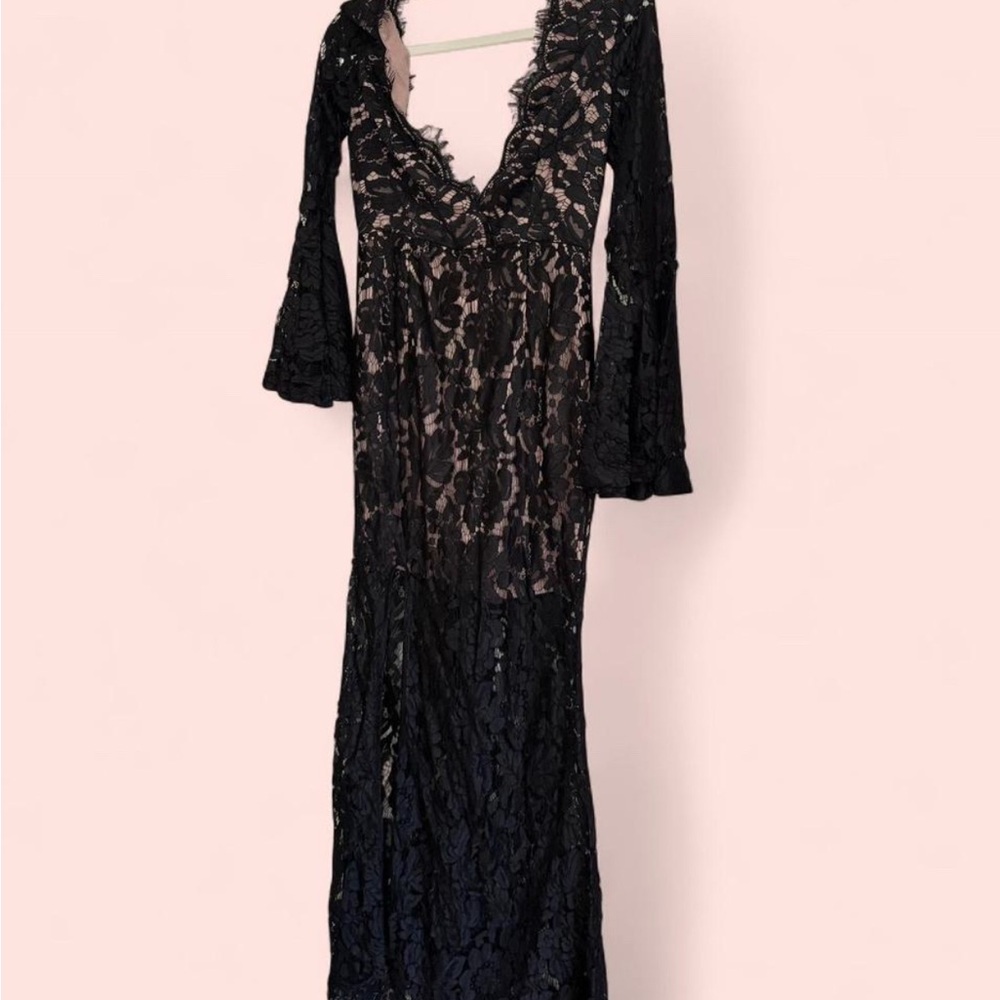 Elegant Black Lace Dress